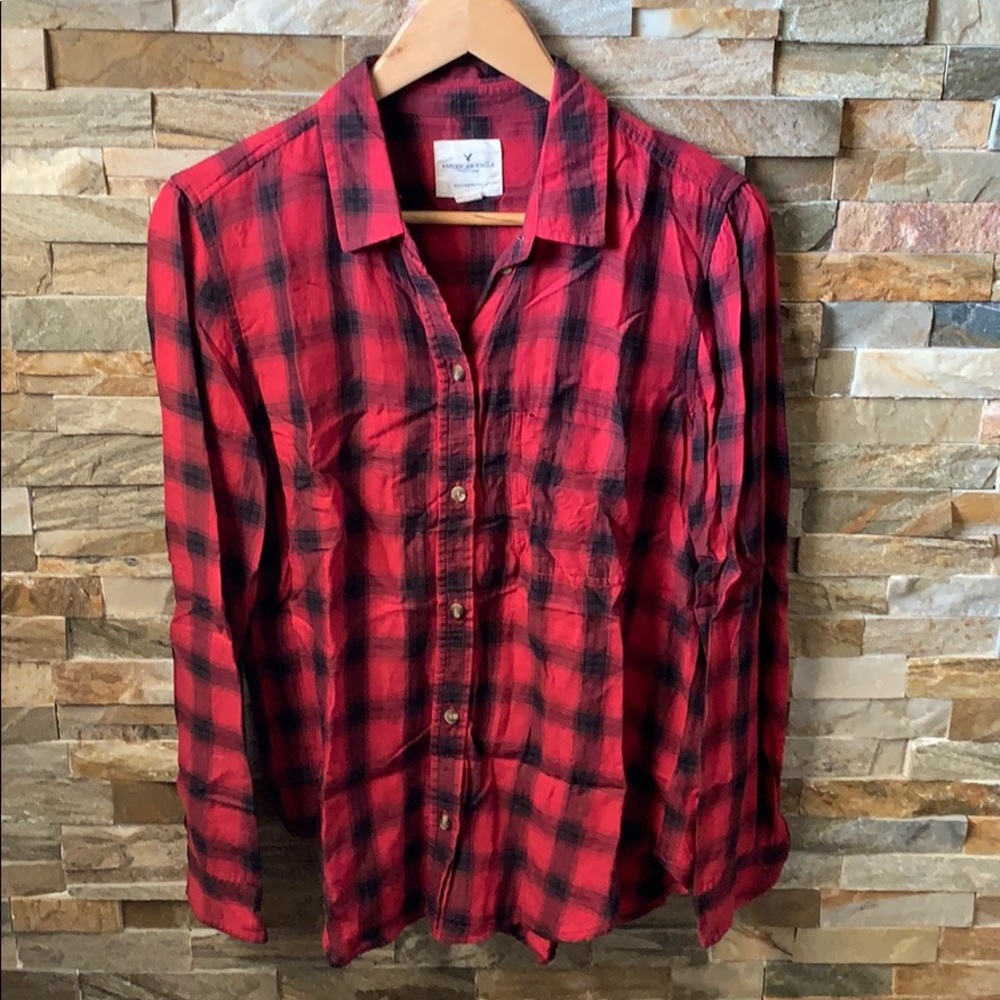 AE Buffalo PlaId Button Up